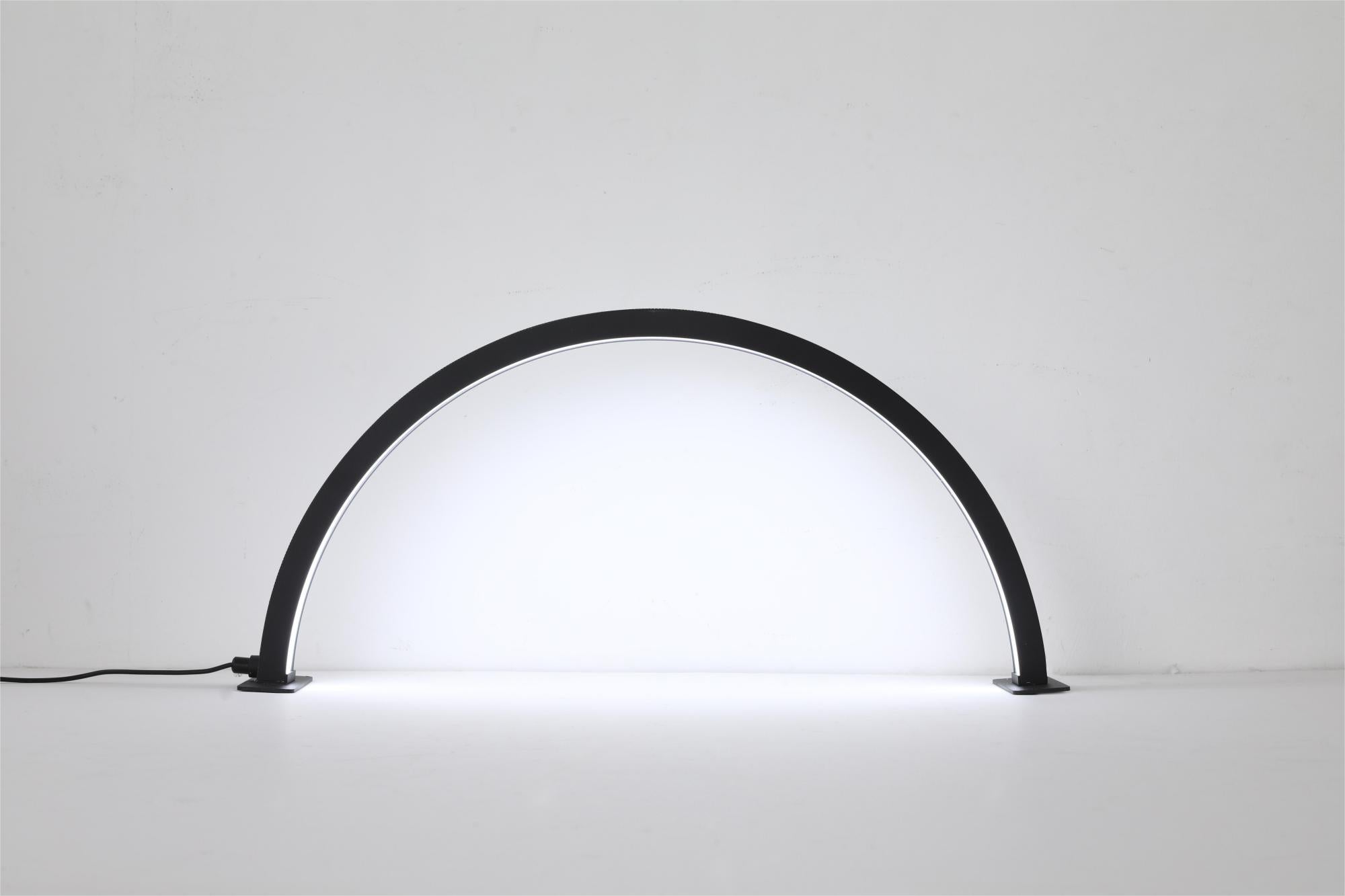 Half Moon Nail Desk Lamp - AULASH