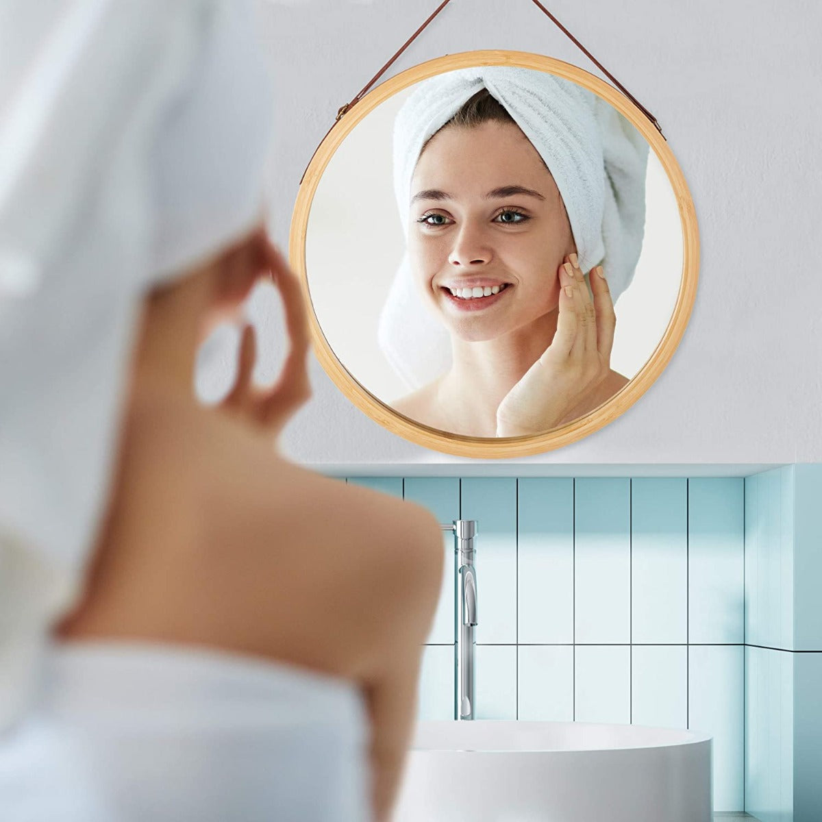 Hanging Round Wall Mirror 45 cm - Solid Bamboo Frame and Adjustable Leather Strap for Bathroom and Bedroom - AULASH