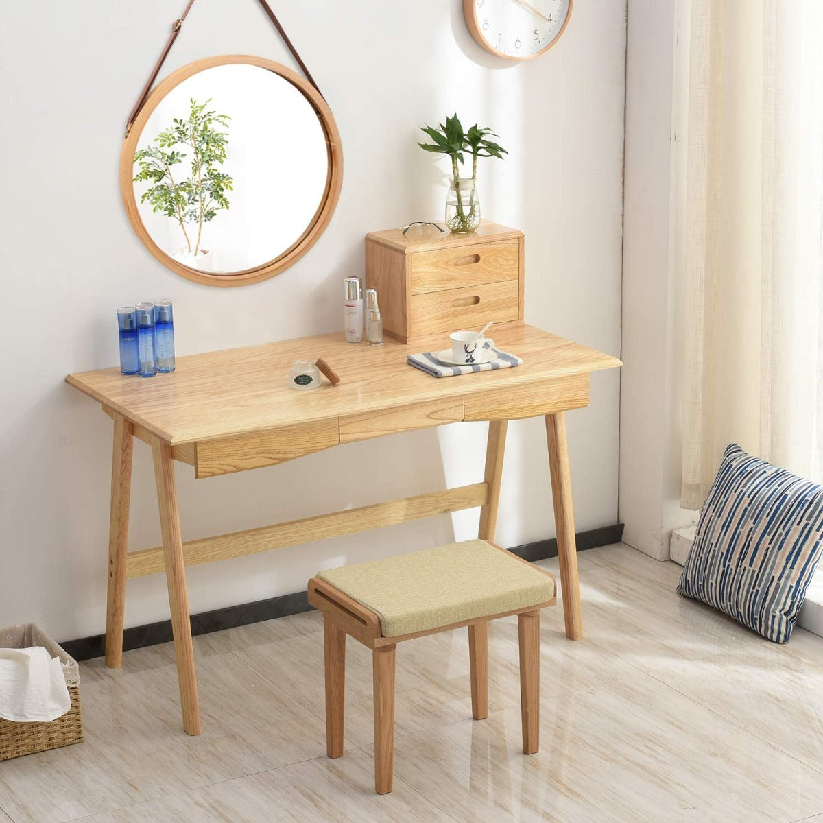 Hanging Round Wall Mirror 45 cm - Solid Bamboo Frame and Adjustable Leather Strap for Bathroom and Bedroom - AULASH